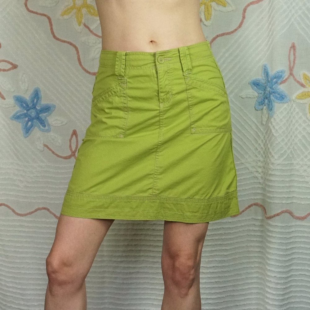 Aventura Organic Cotton Chartreuse Cargo Skirt, Size 4